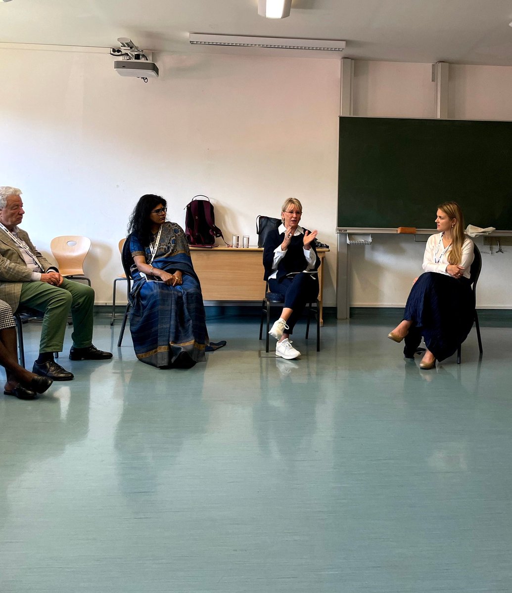 DWornig's tweet photo. Greatful to have @margotwallstrom join us @swatipash for a guest lecture on Feminist Foreign Policy and her role as a pioneer in this field. Sincere thanks for your dedication, time and openness Margot. #efa22 #NewEurope #forumalpbach #wps #ffp https://t.co/1PgVio9GPH