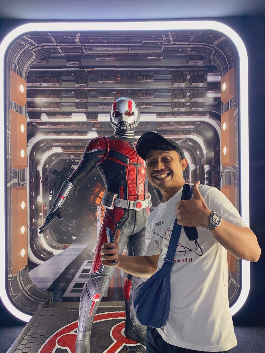 sugajep's tweet photo. Bukan agustus dump.
Tapi,
The best agustus of the year.
Cause, ada istriku yg support kesukaan aku. si paling support @putmaret ❤️
Aku si paling marvel, belum paling deng. Belum punya koleksi mainan atau props replika lah minimal ada dirumah lah nanti aamiin bismillah https://t.co/MB6xo6fLgN
