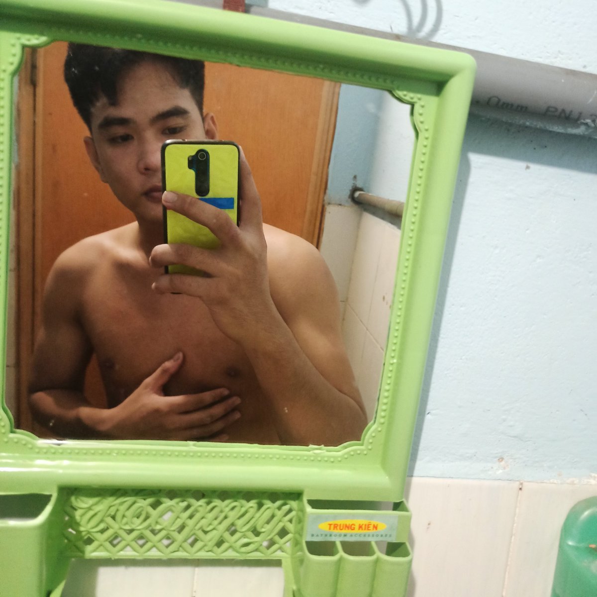 kai121999's tweet photo. Nhơn trạch mưa wa ai nhậu ko 😁😁 https://t.co/LtB602oICN