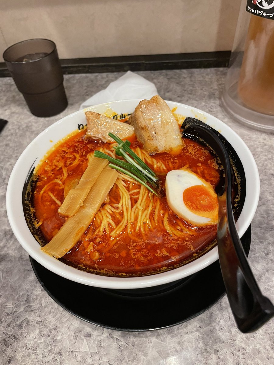 人生初の1人ラーメンしてきた😋

旨辛やっほい😘