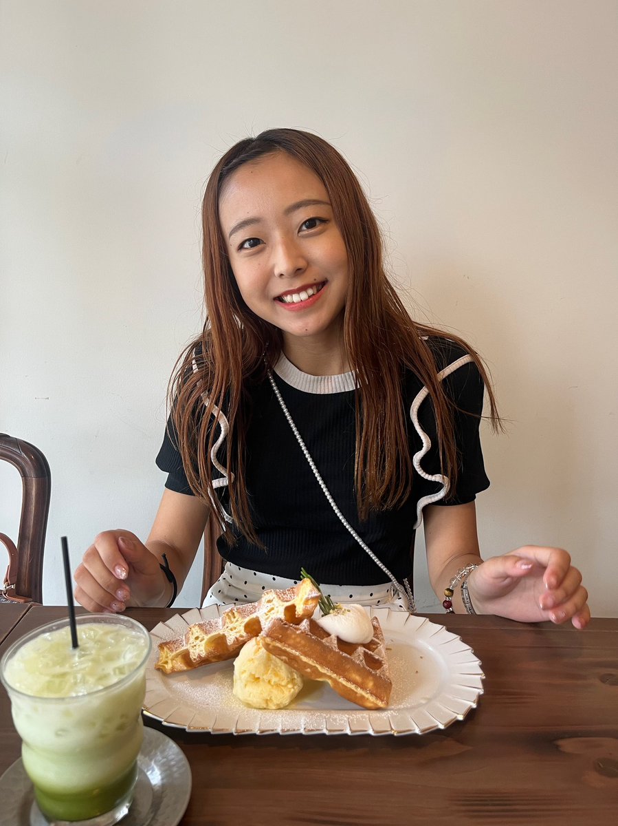 momoe_world's tweet photo. ももえワールドへいらっしゃ~い🐷🦖
今日は‼️
大好きなお友達とカフェに行ってきて、すごく気分も上がりました🎶
#RT #いいね #リツイート #お願いします #松山 #松山カフェ #cafeme #カフェ好きな人と繋がりたい #抹茶好きな人と繋がりたい #THE鬼タイジ #今月描いた絵を晒そう https://t.co/JFlcMaKVmw
