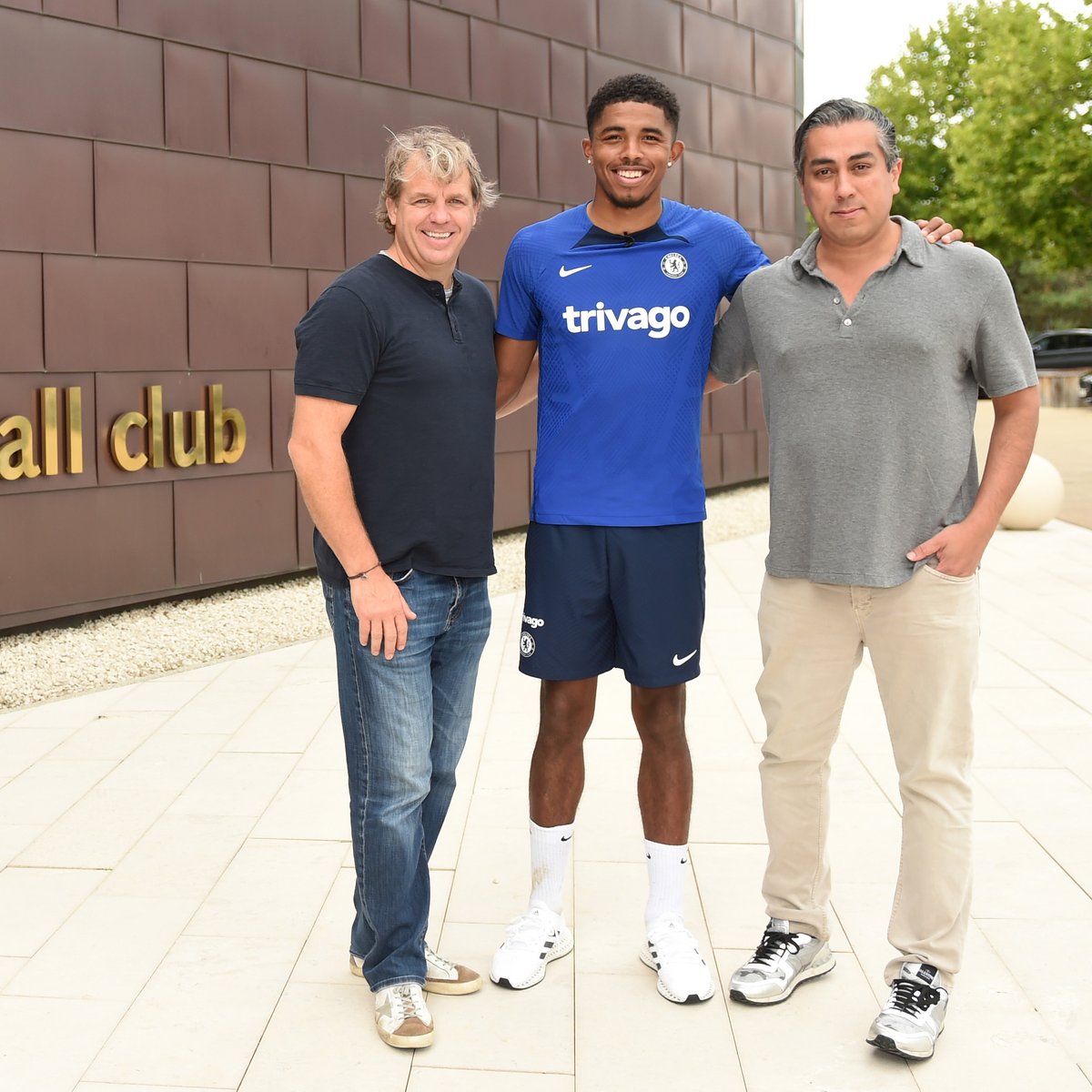 ChelseaFC's tweet photo. Welcome, Wesley! 😁

#FofanaIsChelsea