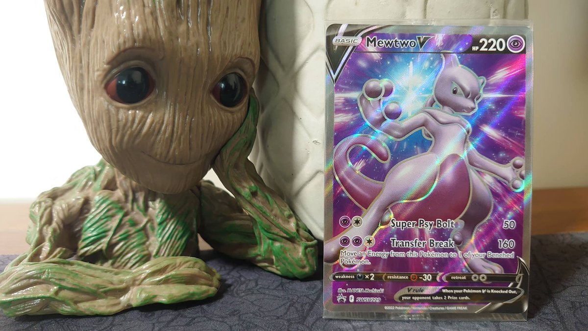 ThePokeMannin's tweet photo. Giveaway #21!!

This week were giving away a Mewtwo V Black Star Promo!

To Enter:
- Like and Retweet
- Follow

Tag a Friend for an extra entry!

Winner announced Friday 2nd

Good luck!!

#Pokemon #PokemonTCG #Giveaway https://t.co/UXfX7KzMtw