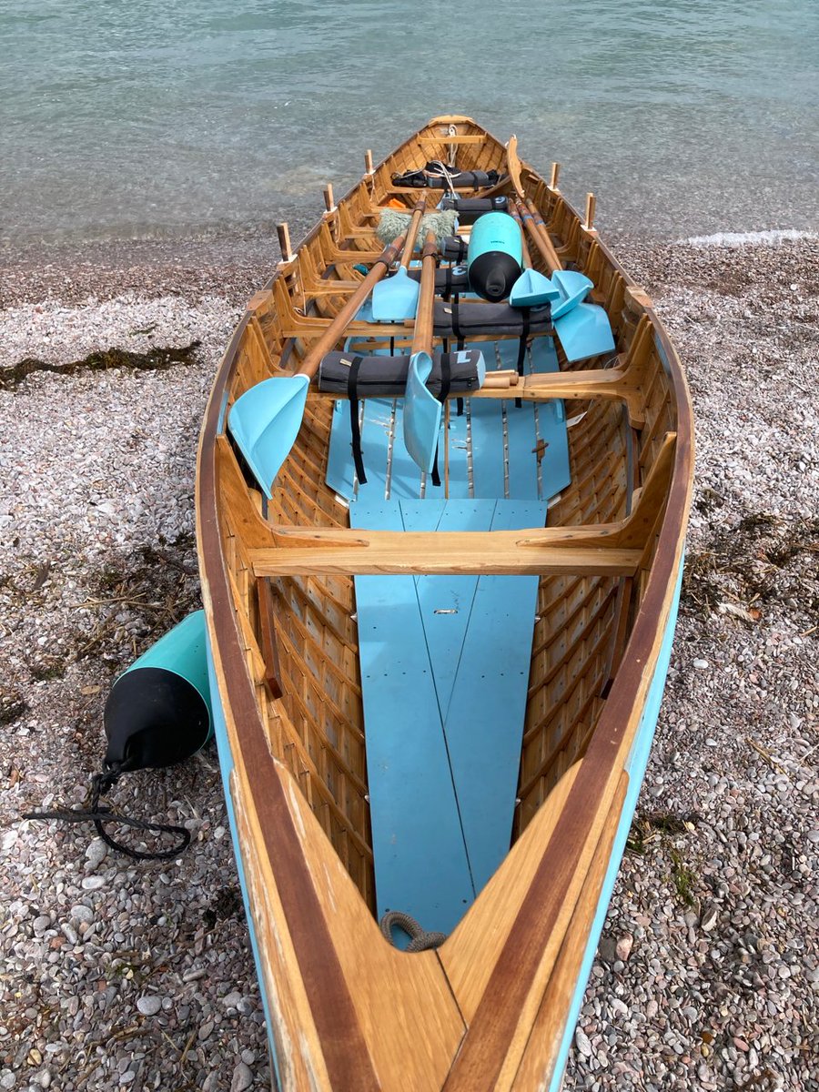 prospectbrixham's tweet photo. 32 feet long
4 foot 10 inches beam
6 oars
7 bodies
1 sea
1 wins it
#numbercrunching at Brixham pilot gig club regatta @brixhamgigclub #cornishpilotgig #treffrey1838 #followthelines @cpga #comeonbrixham #brixham #prospectbrixham
#ourdataourplace #rethinkingdata #coastalcommunities https://t.co/lm64o7Rdib