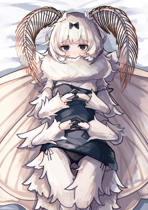 #今月描いた絵を晒そう 蚕ちゃんとムカデちゃん 