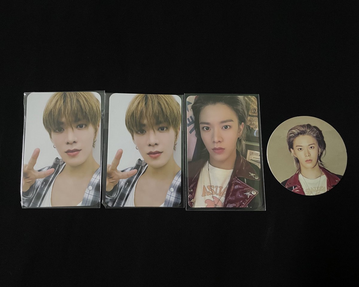 soorisaa's tweet photo. (help rt)
Update ‼️
wts yuta pc
1st pic - Rm15 each
2nd pic - Rm10 each
3rd pic - Rm18 each (neozone in set)
4th pic - 
Rm30 each
Rm25 -> each Kihno

@pasarNCTmy @pasarNCT @pasarnctrt #pasarnct #yuta #pasarnctmy https://t.co/f8LA6IeQRQ