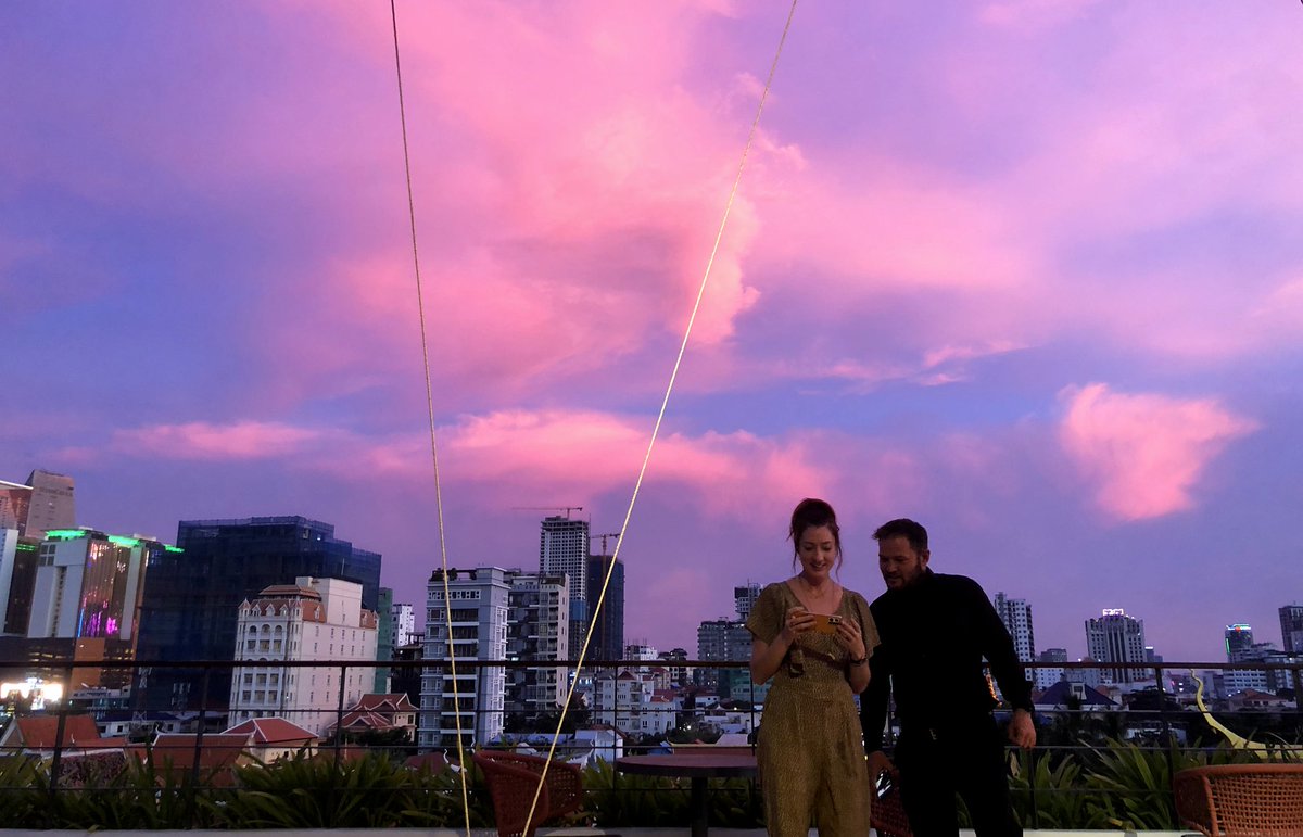 lindsaysbee's tweet photo. No edits needed.
Stunning candy coloured skies 🤩
#PhnomPenh #Cambodia https://t.co/KrBWZVxsao