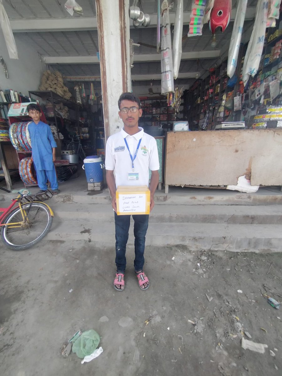 CUVASScouts's tweet photo. Scouts member Muhammad Sheraz Collecting donations in his hometown for Flood victims.
#cuvas
#scout https://t.co/T8gkPC9aQd