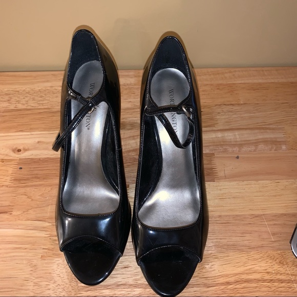 MissWStack's tweet image. So good I had to share! Check out all the items I'm loving on @Poshmarkapp #poshmark #fashion #style #shopmycloset #worthington #cato: posh.mk/09AagbXFTrb