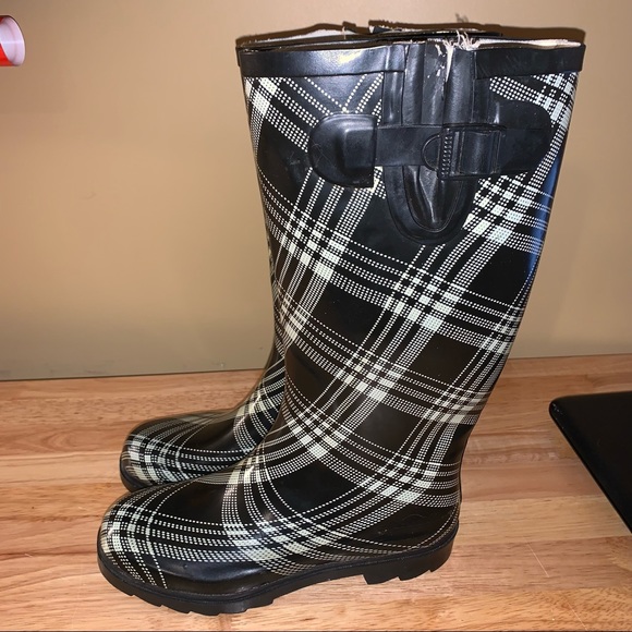 MissWStack's tweet image. So good I had to share! Check out all the items I'm loving on @Poshmarkapp #poshmark #fashion #style #shopmycloset #worthington #cato: posh.mk/09AagbXFTrb