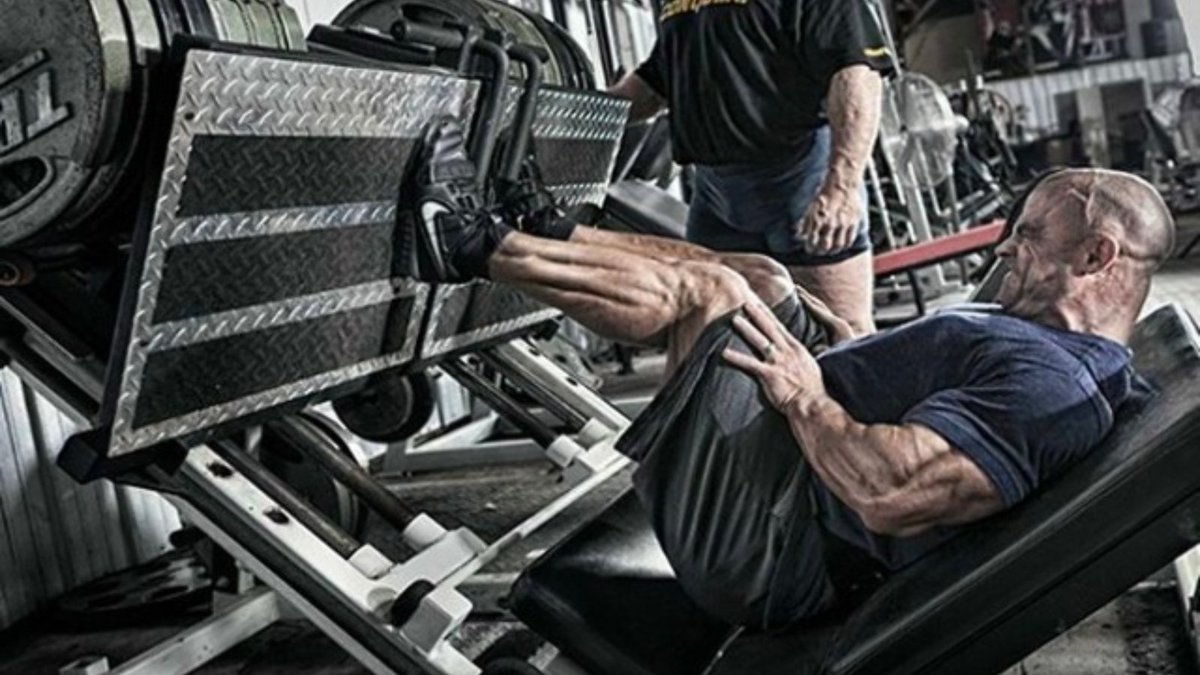 If you want to build more muscle than 93 of men, avoid these 13