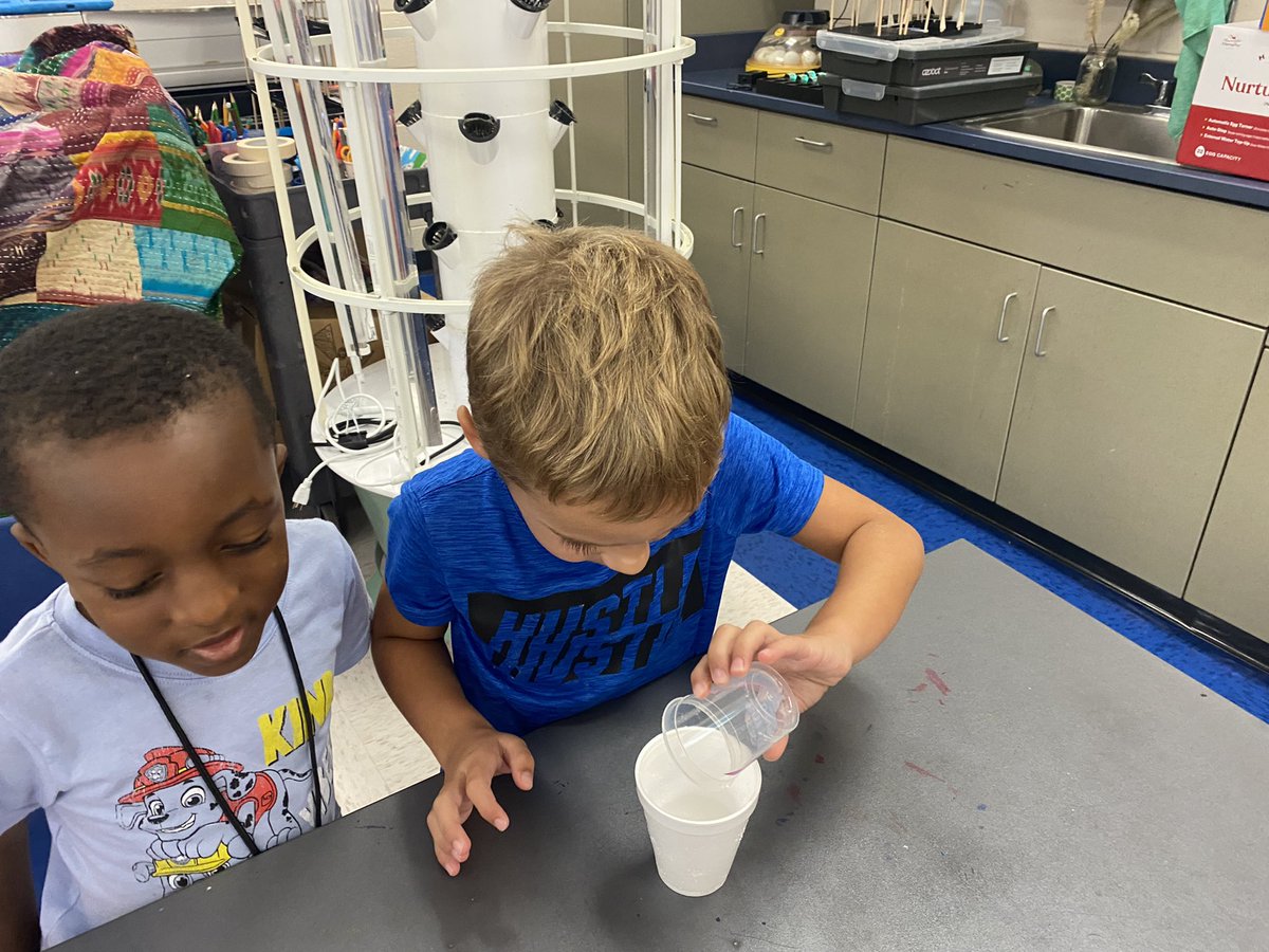 Kindergarten uses senses to investigate states of matter. Who says you need a freezer to change water to a solid? #itssciencenotmagic @JKESWPS