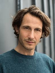 merlinpapin3's tweet photo. .@FredOL69007 On souhaite un Bon Anniversaire à l'acteur #DavidRott qui a 45 ans, vu dans Bad Cop, Une Grande Petite Voix, La Fille aux neuf perruques https://t.co/VeP5TqKxuX