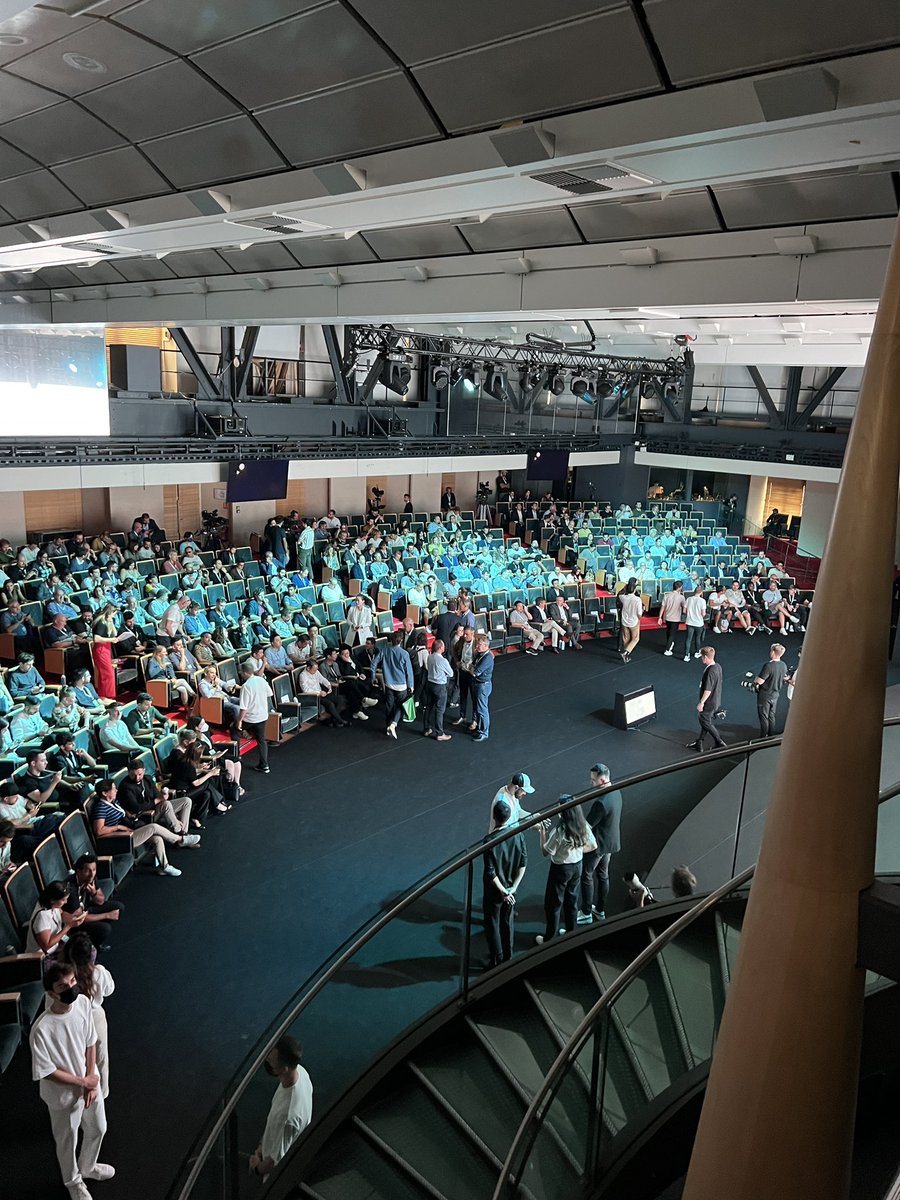 Nathalie BlochSitbon tweet media