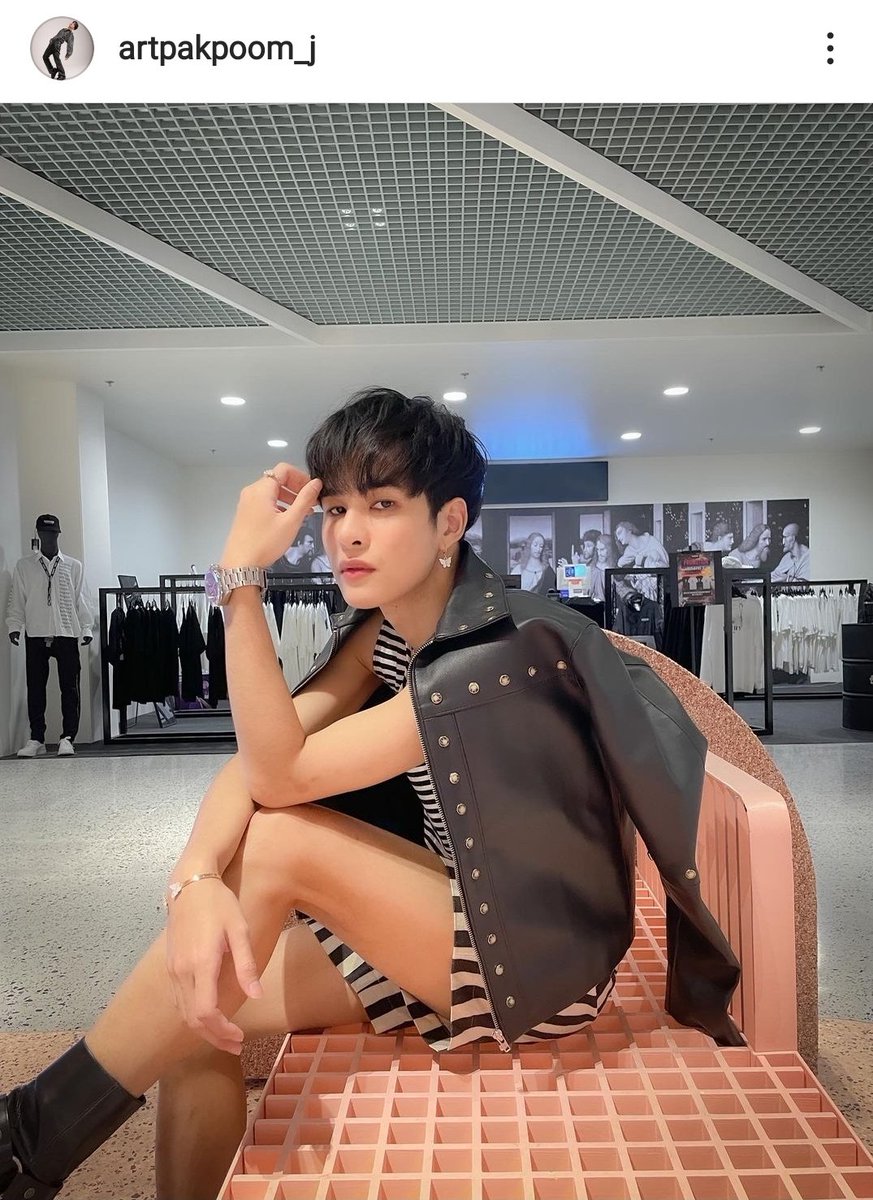 MyArt_inLove's tweet image. หยั่มมาลองดีกับฉันนะ นังทัวร์ดีย์
🌶🔥

#ArtPakpoom