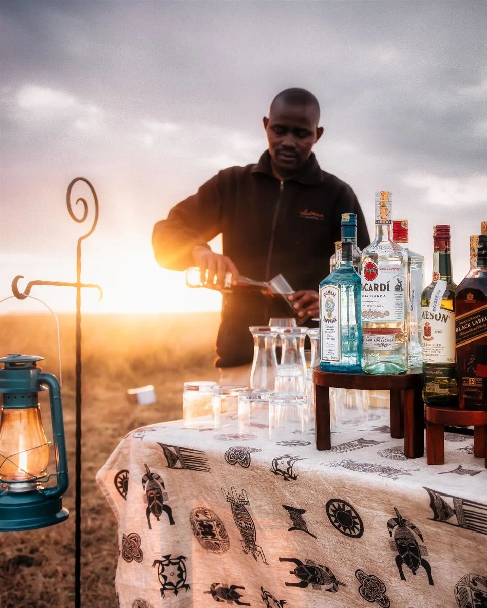 elewana's tweet photo. Savanna | Sundowner | SomeFunner
Whether enjoying an evening coldie, or learning an age old skill from our expert guides every evening with us is custom tailored just for you
#ElewanaCollection #ElewanaMoments #EncounterElewana #ReimagineSafaris #ElephantPepper #MagicalKenya https://t.co/R8pEsUXdBS
