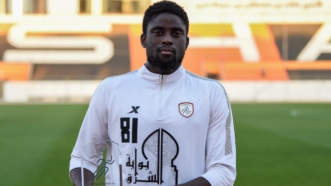 MalagaXtra's tweet photo. Informa @eldesmarque_mcf que el Málaga está intentado el fichaje de Alfred N’Diaye (32, Francia) el cual se encuentra libre tras rescindir contrato con el Al Shabab 🇸🇦

Su salario es alto y es el principal escollo de la operación. https://t.co/OhmZfbNUU9