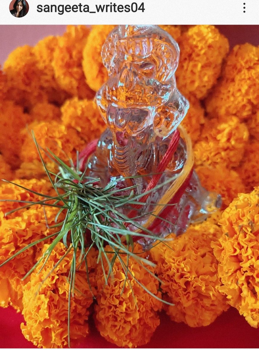authorsangeeta's tweet photo. गणेश चतुर्थी की हार्दिक अनेक अनेक शुभकामनाएं! 🙏
#GaneshChaturthi https://t.co/4wIi3KIjmk