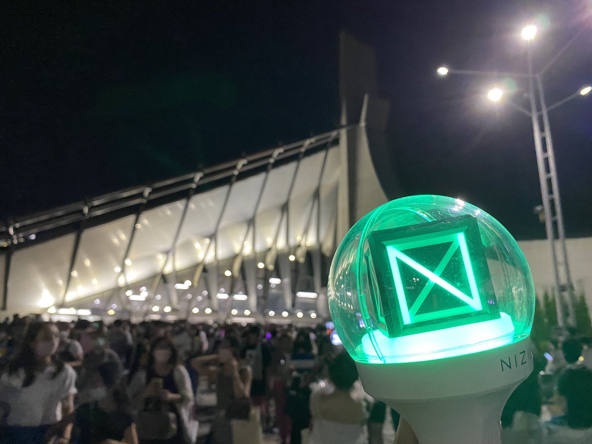 livinaswithU's tweet photo. 最高すぎたーー😭😭

#NiziU #NiziU_Light_it_up #NiziU_tour #NiziU代々木 https://t.co/mnnaD05snB