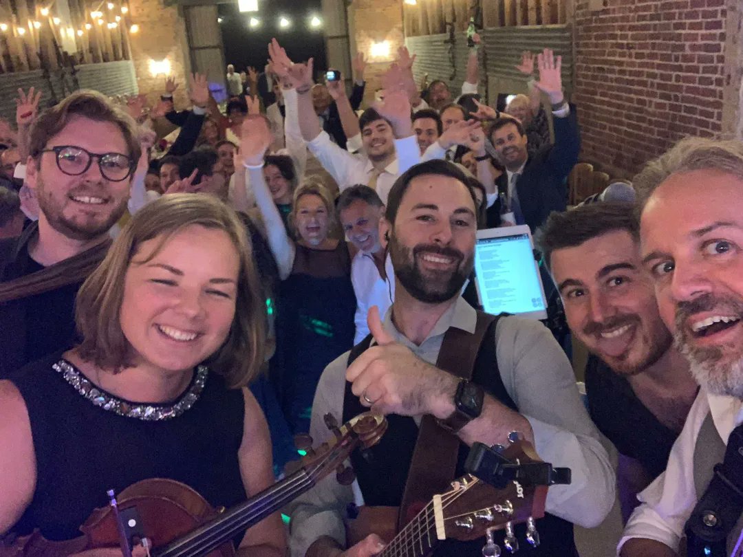 Ritchie_JFT's tweet photo. Really enjoyable Depping for @miraclecure_band lovely talented Musicians! Good fun playing some Irish Jigs too for the Wedding on Saturday 27th Aug with them! 😄 🎼🎵🎶🥁👰🤵‍♂ #sessiondrummer #weddings @dc_california_ #soultonecymbalsartist @SoultoneCymbals @pellwoodeu https://t.co/nMcHedoh7f