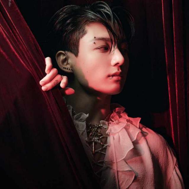 JmfBts's tweet photo. Happy birthday my angel. 😇🎉🎊🎂😚♥️🇦🇿
#Azerbaijanarmy #JUNGKOOKDAY #HappyBirthdayJungkook #HAPPYJKDAY https://t.co/FZFcfpu3Gk