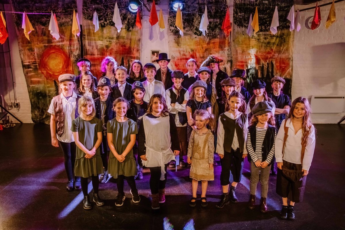 Discarded Nut Theatre Company tweet media