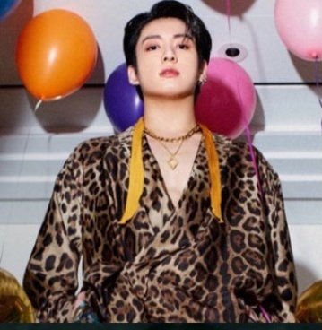 QuellSH's tweet photo. Apreciem as últimas horas com o Jungkook de 24 anos 🥺💜
Obg Jeon Jungkook por esse 24 anos vc me fez ser uma guerreira por aguenta cada tiro
#HappyJungkookDay
#Jungkookbday https://t.co/6UakzEruY8