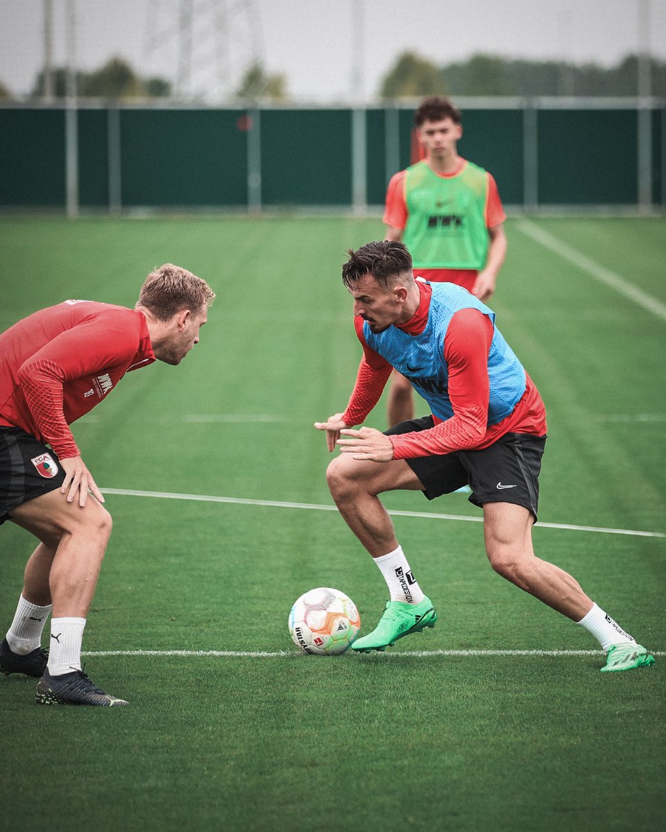 Erste Trainingseinheit geschafft! 💪📸 #Berisha #FCA