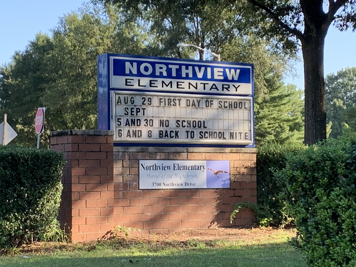 I love talking TAG and EGATE with <a href="/MrsHirschfeld/">Hannah Hirschfeld</a> <a href="/NorthviewES/">Northview ES-PGCPS</a>!!!