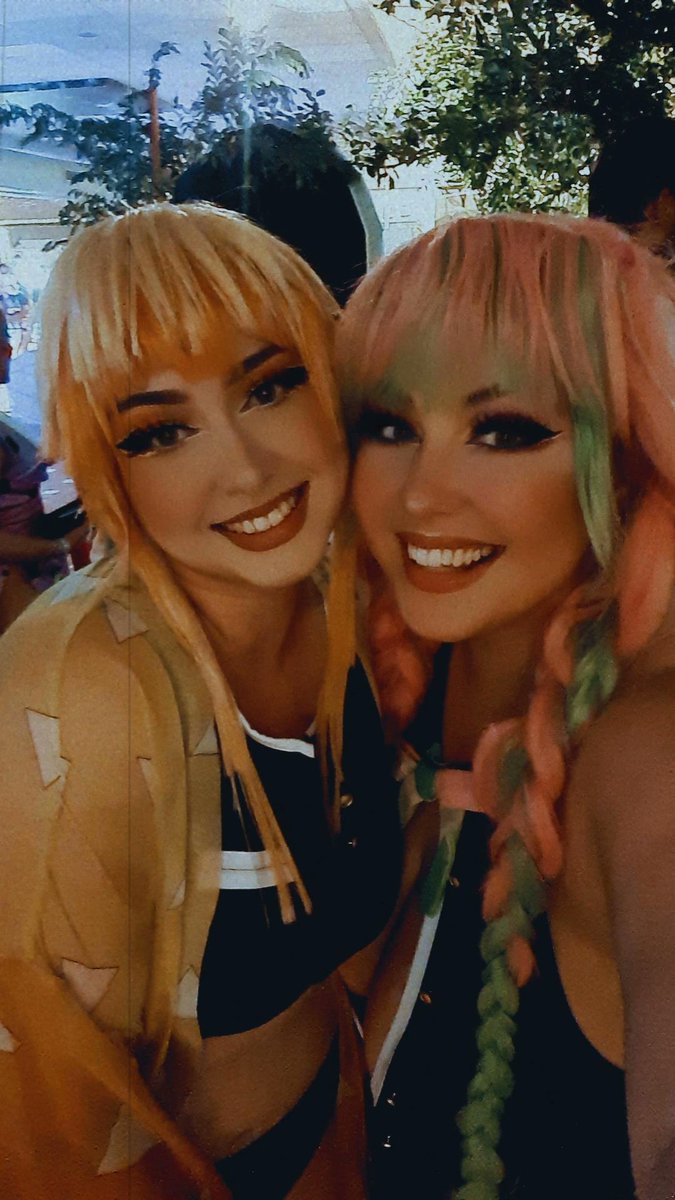 multifluffyness's tweet photo. #viencon was absolutely amazing ❤️ Had a wonderful weekend full of laughter and good times. Can't wait till next year 💦 https://t.co/CzZxUinCgk