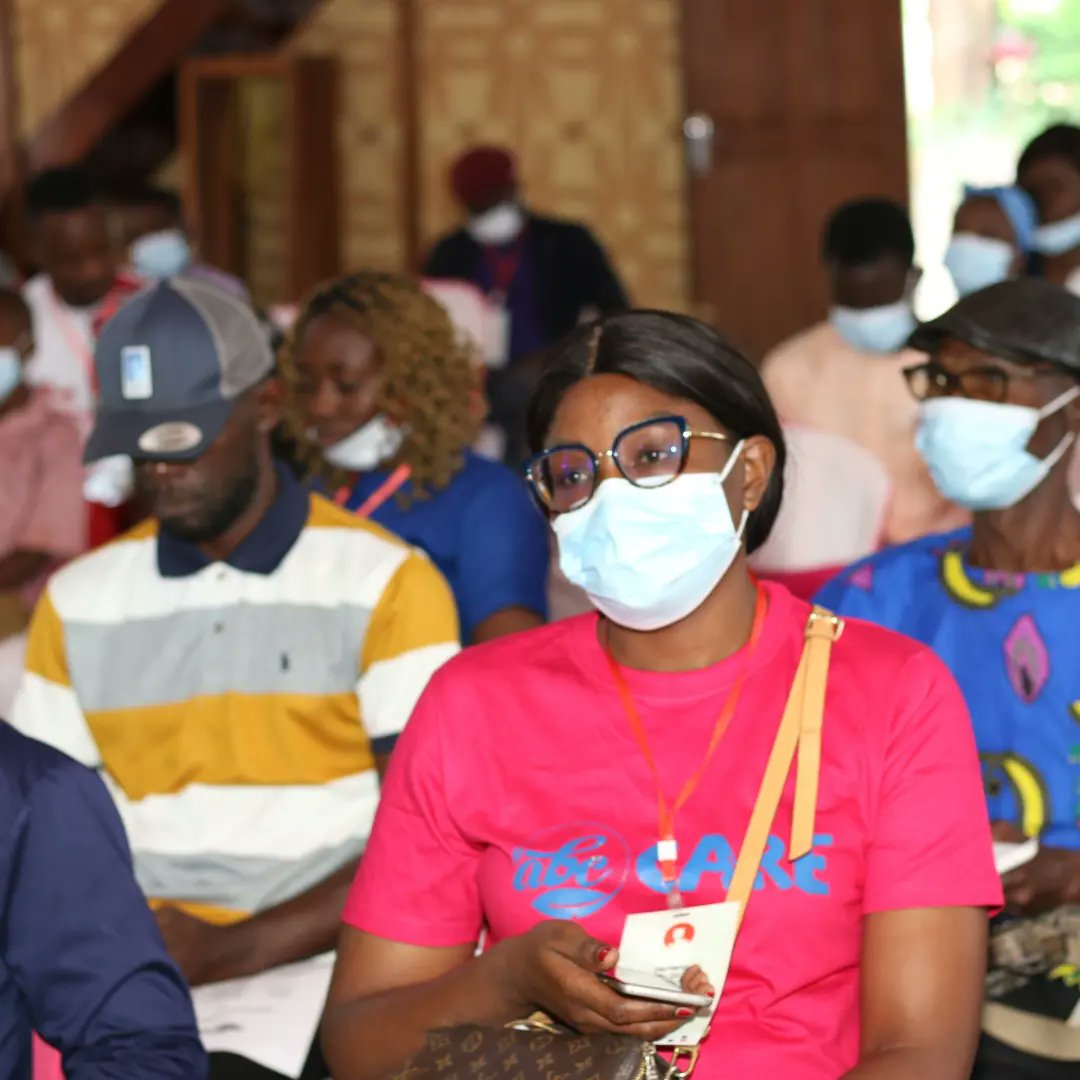 Kimbiblog's tweet image. Cameroon bloggers association ( @BloggersCM ) celebrates world blog day today August 31st, 2022 in the town is Dschang, West Region with the theme &quot;Teach me how to blog&quot;.

#BlogDay2022
 #ABCBlogDay
#ABCCARE