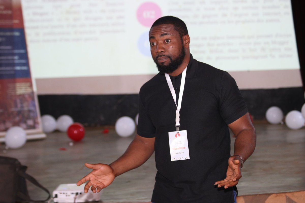 Kimbiblog's tweet image. Cameroon bloggers association ( @BloggersCM ) celebrates world blog day today August 31st, 2022 in the town is Dschang, West Region with the theme &quot;Teach me how to blog&quot;.

#BlogDay2022
 #ABCBlogDay
#ABCCARE