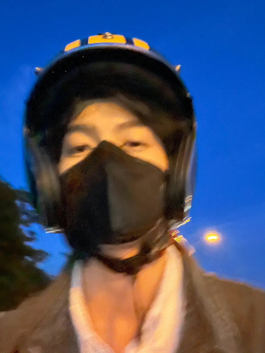 chenheyi_chy's tweet photo. 滴滴滴🏍️出发！ https://t.co/OufjzAE3dx