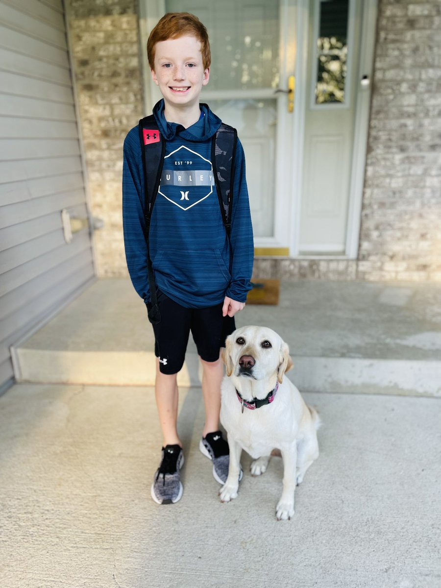 HKeltgen's tweet photo. Last year at @StemMcKinley! #growingupfast #firstdayofschool #5thgrade https://t.co/A46RRqGEjG