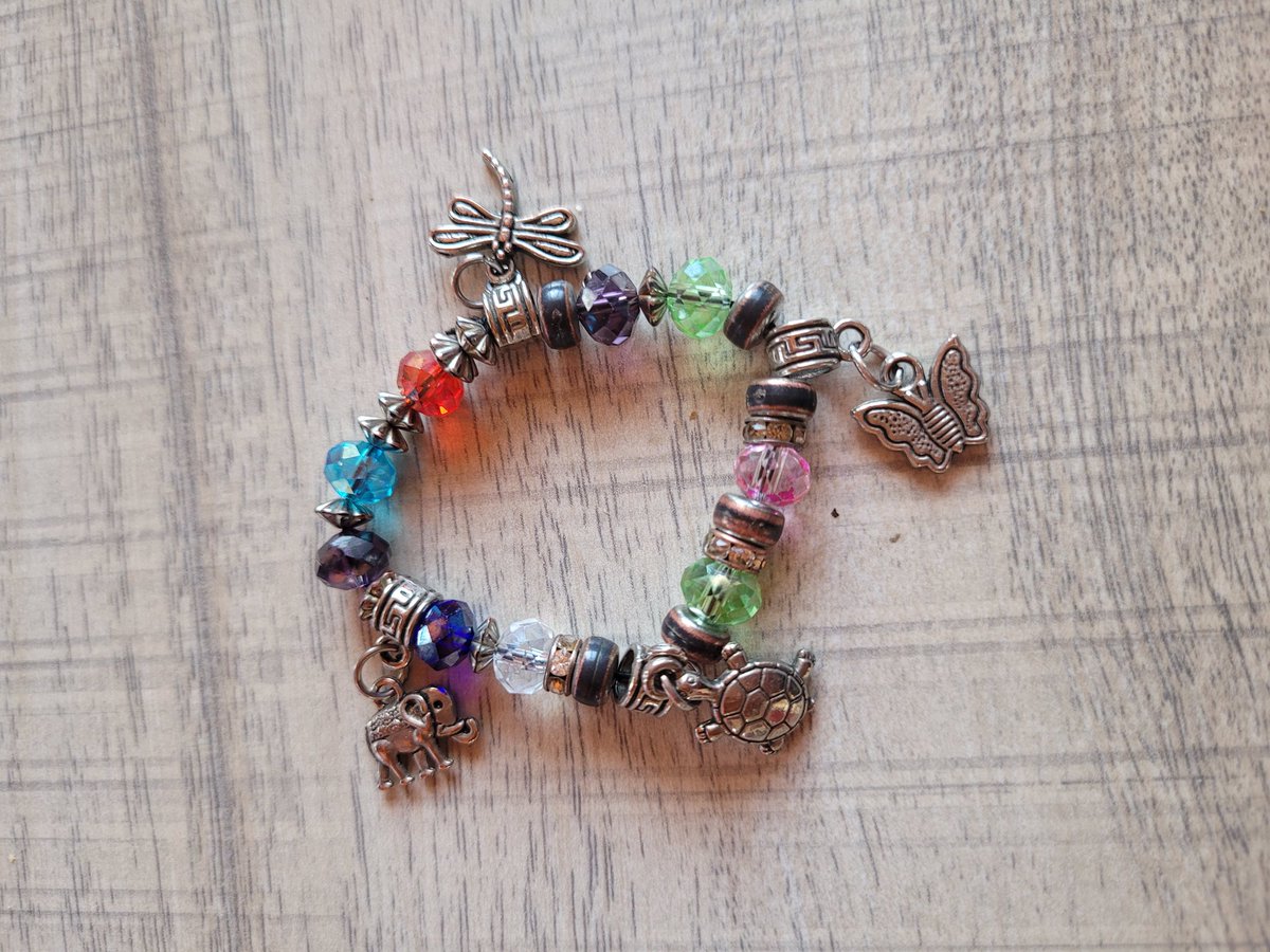 Vieron que el Ludo esta enamorado de una compañera? Bueno... ayer le hizo una pulsera 🥲💔
