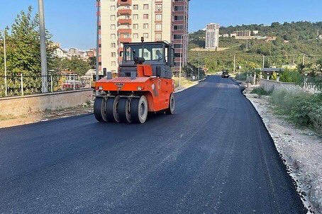 etemkibar's tweet photo. İnce işçilik, kaliteli asfalt🛣️

📍Ayazlı Ardıç Sokak

2 yıldır tüm altyapı kurumlarıyla birlikte çalışarak altyapısını tamamladığımız Ayazlı’nın birinci etabını, Ordu Büyükşehir Belediyemiz ekipleriyle koordineli bir şekilde, sıcak asfaltla buluşturuyoruz.

HER ŞEY FATSA İÇİN😎 https://t.co/frtUm7sskB