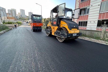 etemkibar's tweet photo. İnce işçilik, kaliteli asfalt🛣️

📍Ayazlı Ardıç Sokak

2 yıldır tüm altyapı kurumlarıyla birlikte çalışarak altyapısını tamamladığımız Ayazlı’nın birinci etabını, Ordu Büyükşehir Belediyemiz ekipleriyle koordineli bir şekilde, sıcak asfaltla buluşturuyoruz.

HER ŞEY FATSA İÇİN😎 https://t.co/frtUm7sskB