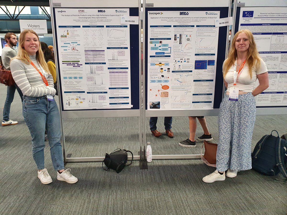 cheMSoton's tweet photo. @RebeccaLBaker1 and @wollymilson_ at @imsc2022 @UoSChemistry https://t.co/tvAlMOaqX2
