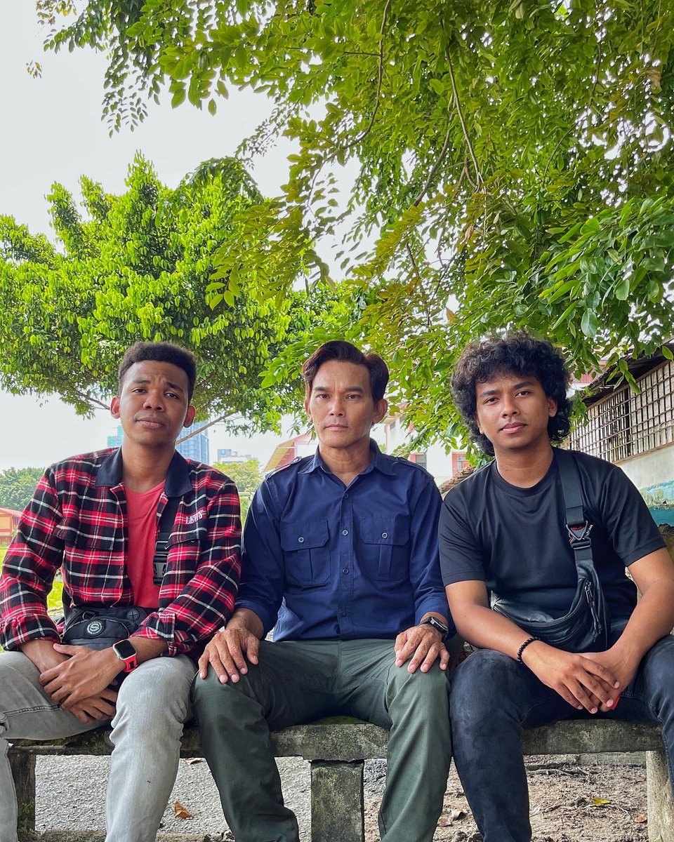 youngNavy98's tweet photo. Tiap hari shooting for Budak Hostel rasa macam bukan tengah kerja ye. Dapat plak masing2 ngam soy pergh keje nak mainnn je manjang 😂 #BudakHostel #AstroRia #RadiusOne #comingsoon https://t.co/JwlYKoDKhS