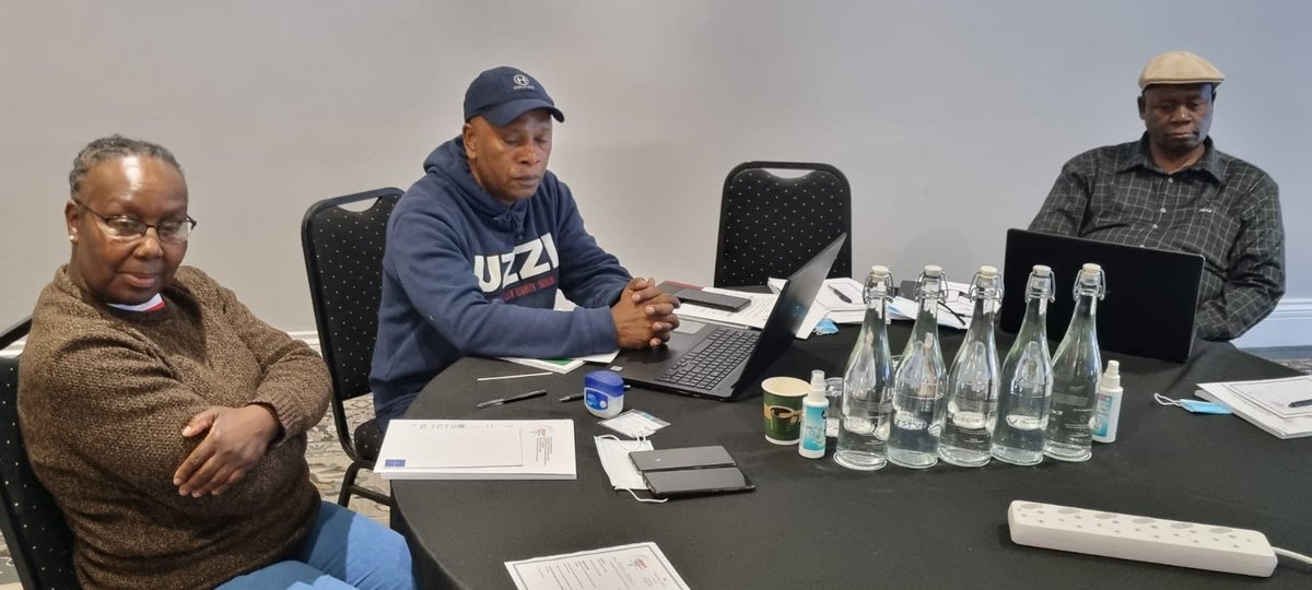 WaBoitumelo's tweet photo. Facilitator Mike Koen & NUM's Tebatso Mokoena discussed & demonstrated the practical advantages of a well-maintained database which includes 'live' information on membership,agreements concluded,companies organised, etc.#BWI #SACONET #TrainingOfTrainersAndAsbestosCapacityWorkshop https://t.co/JOnKSTGc21