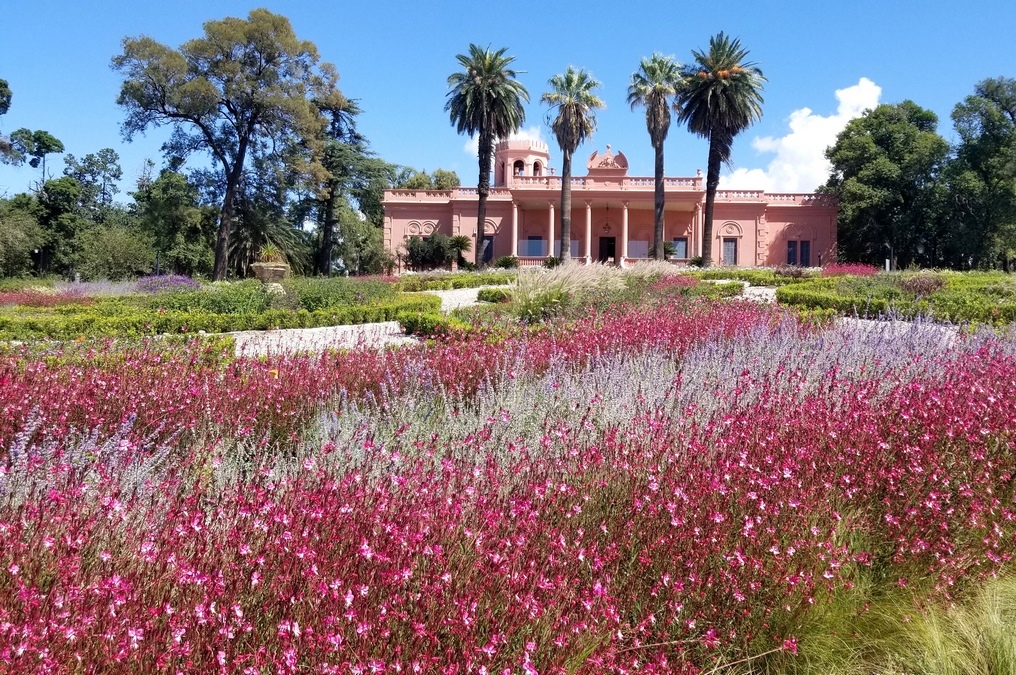 turismocba's tweet photo. #ParqueDelChateau, un lugar espectacular para disfrutar al aire libre con la familia 🛝
CÓRDOBA❤️VOS
#InviernoAPleno #CórdobaEnInvierno #InviernoEnCórdoba https://t.co/2sCchbeuM5