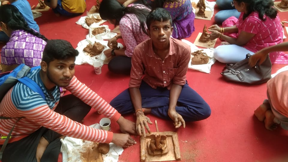 nelefoundation's tweet photo. All our Gowris and Ganeshas yes , our own Nele children soaked in total bliss  when making Ganesha idols on their own.  #GaneshChaturthi https://t.co/ZFzMhG02lc