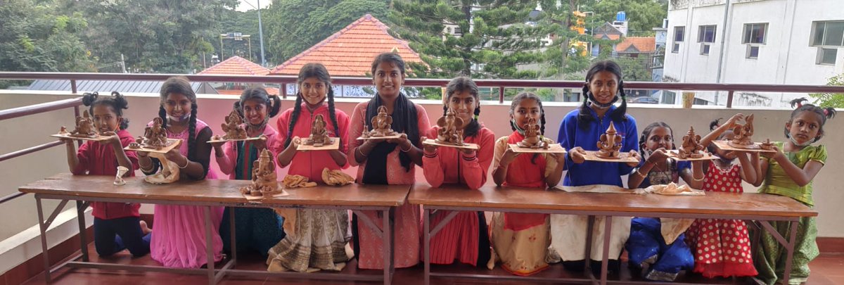 nelefoundation's tweet photo. All our Gowris and Ganeshas yes , our own Nele children soaked in total bliss  when making Ganesha idols on their own.  #GaneshChaturthi https://t.co/ZFzMhG02lc