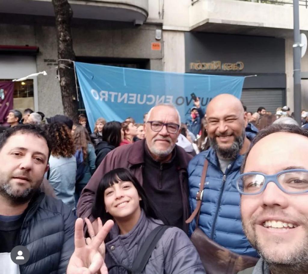 Gustado Yapura, secretario de seguridad en Morón apoyando la impunidad de Cristina mientras asesinan a un empresario en el distrito
#Castelar #Morón