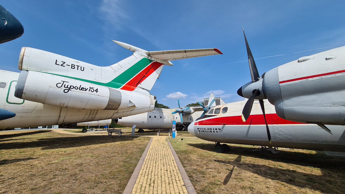 cliper31's tweet photo. Burgas Airport Muséum #burgas #bourgas #Bulgaria #avgeeks #planespotting https://t.co/y76rxkOXQR