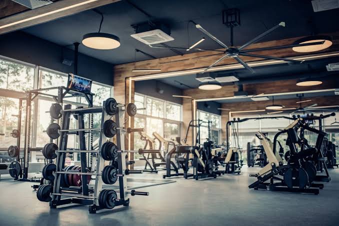 ArabNewsBiz's tweet photo. #Leejam Sports Co. has opened a new men Xpress #fitness center in #Riyadh

Read more related stories: https://t.co/KJgw5LbgQf https://t.co/47kOSgcVxU