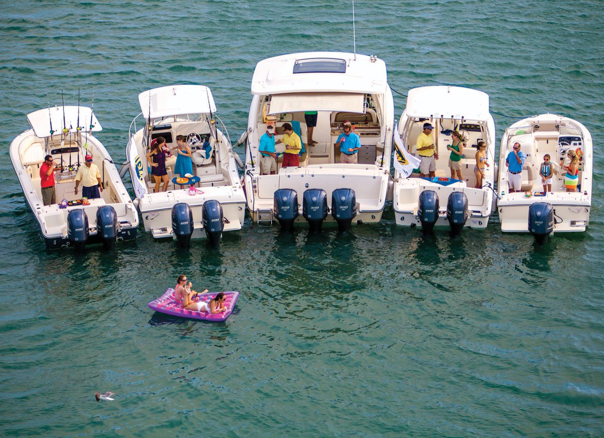 marinasdotcom's tweet photo. Much about your time on the water is social, and flotillas are the best example! With Labor Day approaching why not plan a trip with your local boating crew? Visit https://t.co/qleUFDiMRG, where our friends over at @afloteapp share their advice for planning your next adventure. https://t.co/SjuiFRcVh6