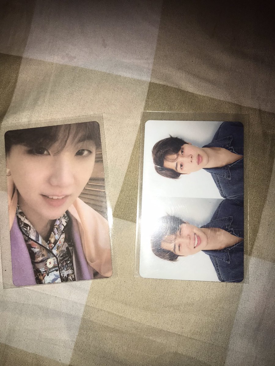 jeonjk19997's tweet photo. HALOO!!! 

aku mau ngadain Give Away kecil kecilan, karna besok Jungkook ultah🥰

Hadiahnya 
1. Album Only Standar Proof
2. Pc Standar set (ot7)
3. Pc Jimin dilan &amp; Yoongi persona
4. Pc Yoongi compact &amp; Jungkook memo’19
5. Top upSpay (3 orang nominal 50k perorang)

Rules 👇🏻 https://t.co/ck6RKXUsNw