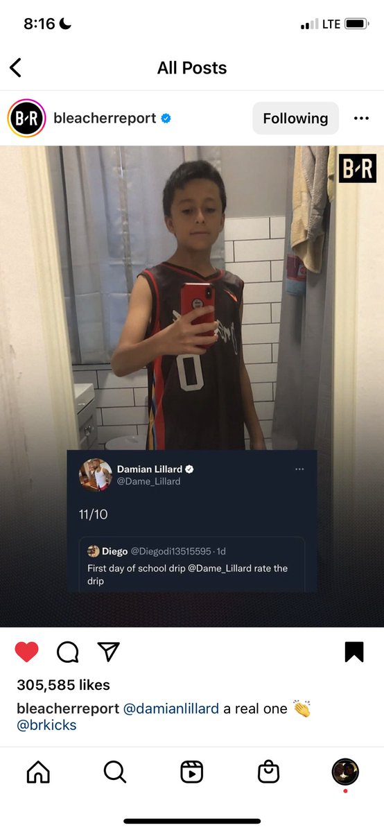 Diegodi13515595's tweet photo. One year ago today @Dame_Lillard made my whole year 🥺❤️🖤 https://t.co/0VfpnltS7Z