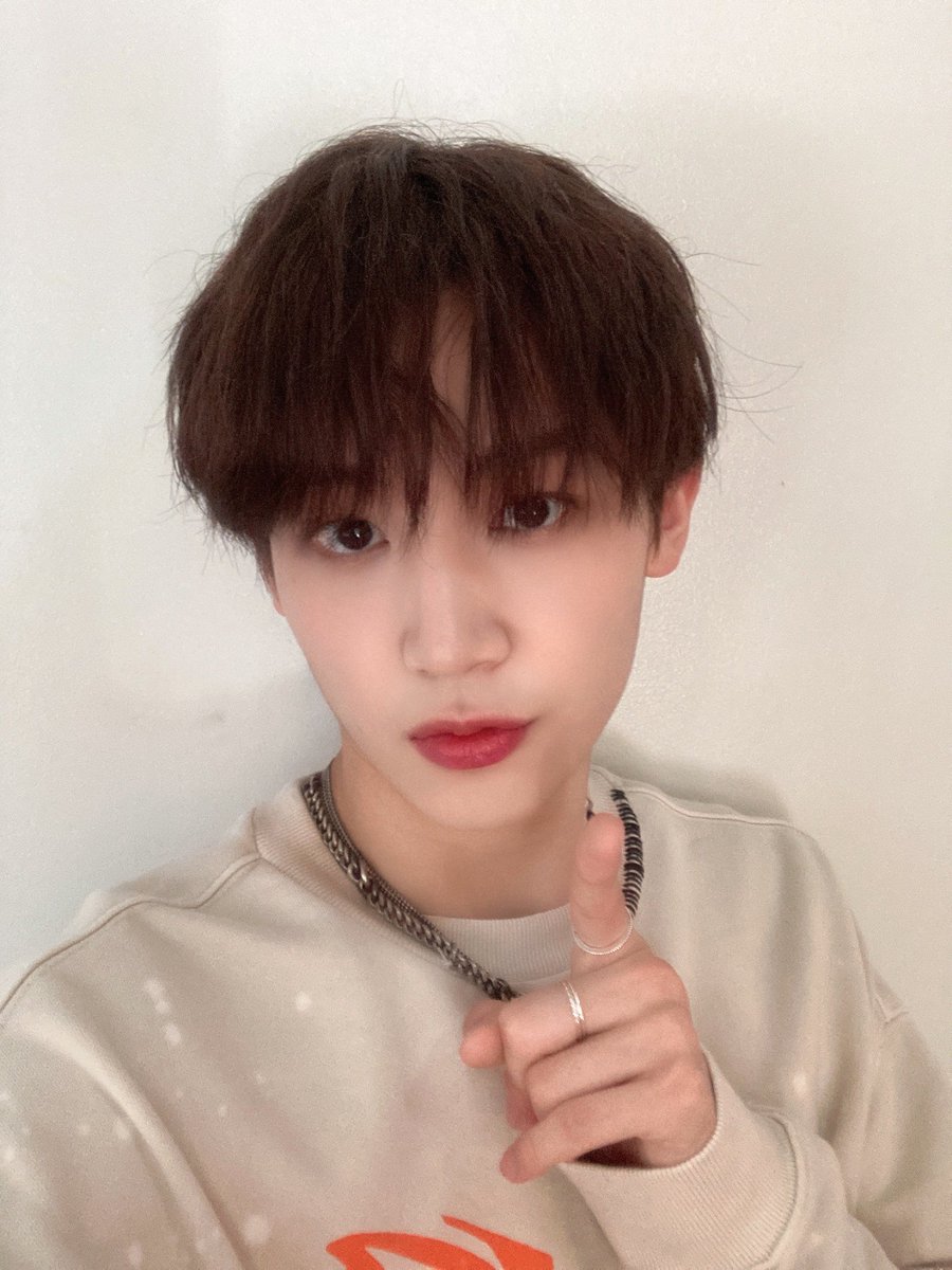 baehyunjunINA's tweet photo. [♡] wv update indo trans

Boat yang telah menjadi kekuatan kami!!! Terima kasih untuk hari ini. Aku mencintaimu!!(◞˃ᆺ˂)◞❤️❤️❤️

#배현준 #BaeHyunjun #ATBO https://t.co/ZFMlqjotkS